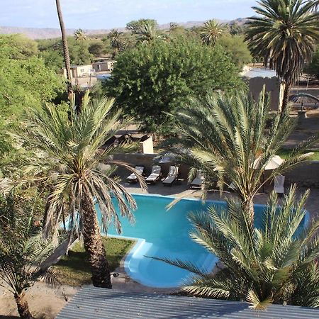 Fort Sesfontein Lodge & Safaris מראה חיצוני תמונה