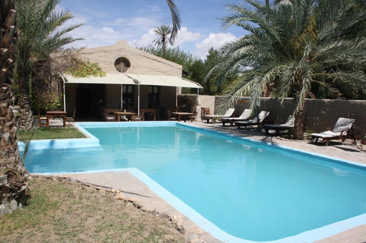 Fort Sesfontein Lodge & Safaris מראה חיצוני תמונה